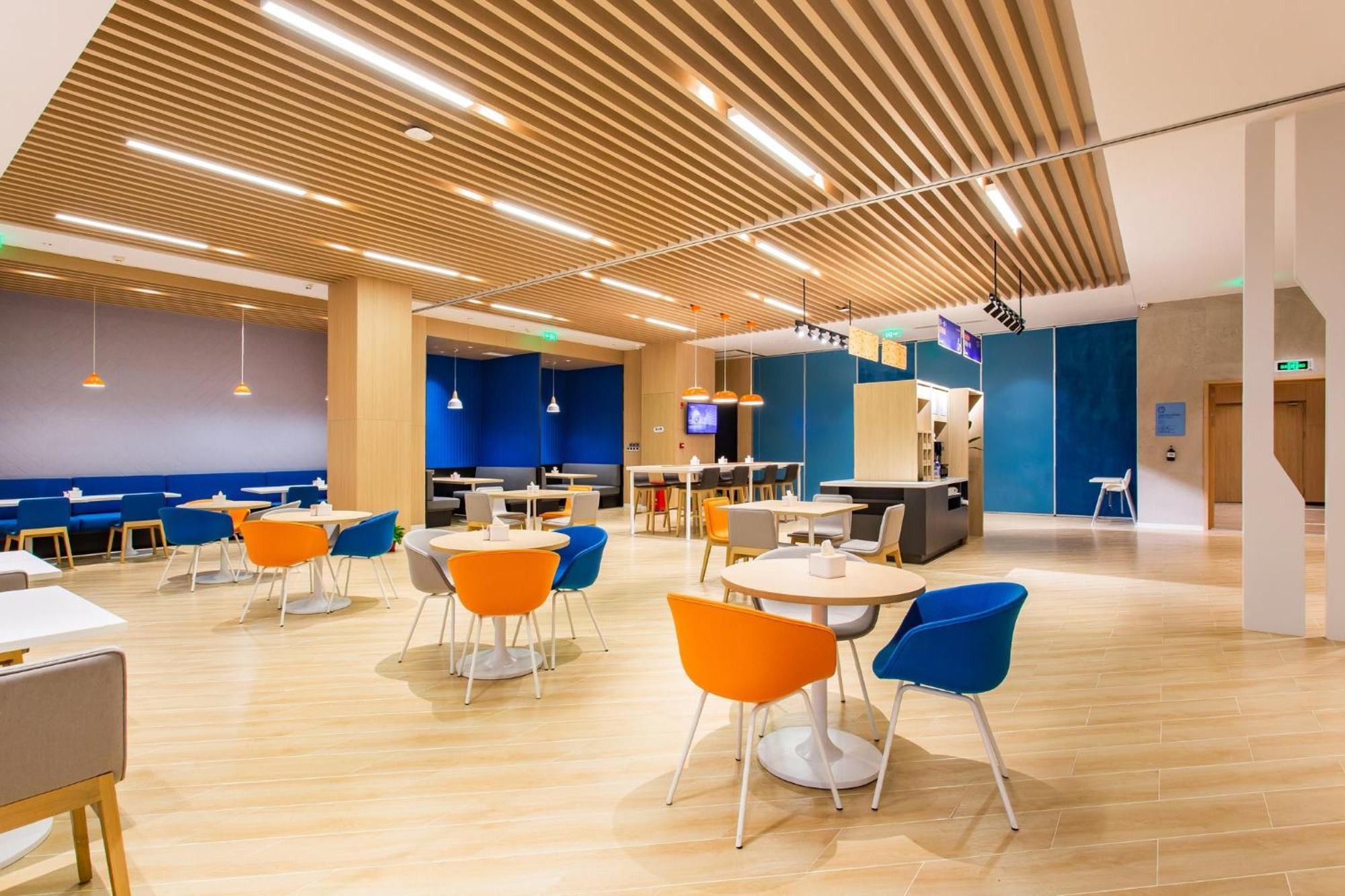 Holiday Inn Express Jiangmen Jianghai By Ihg Dış mekan fotoğraf
