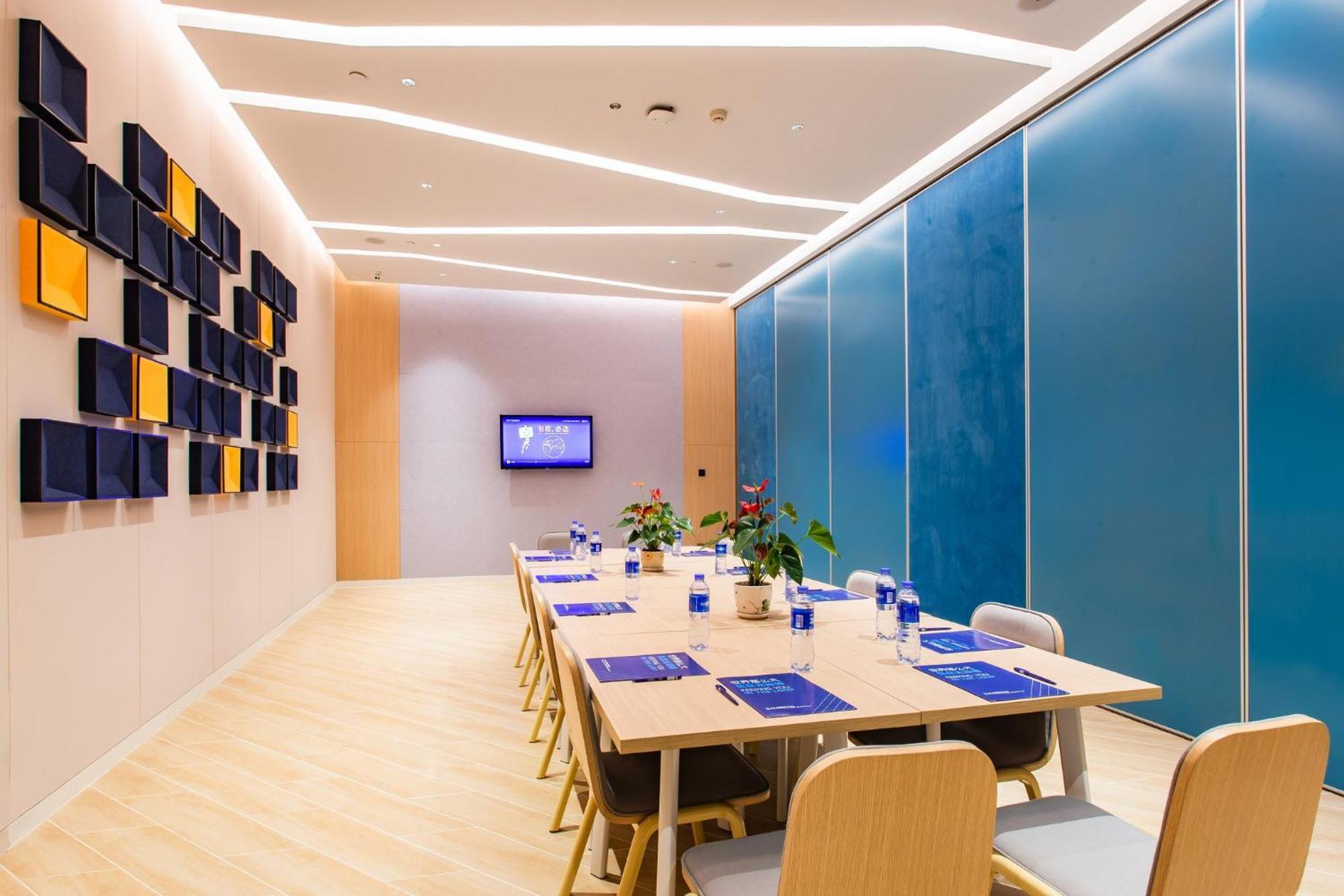 Holiday Inn Express Jiangmen Jianghai By Ihg Dış mekan fotoğraf